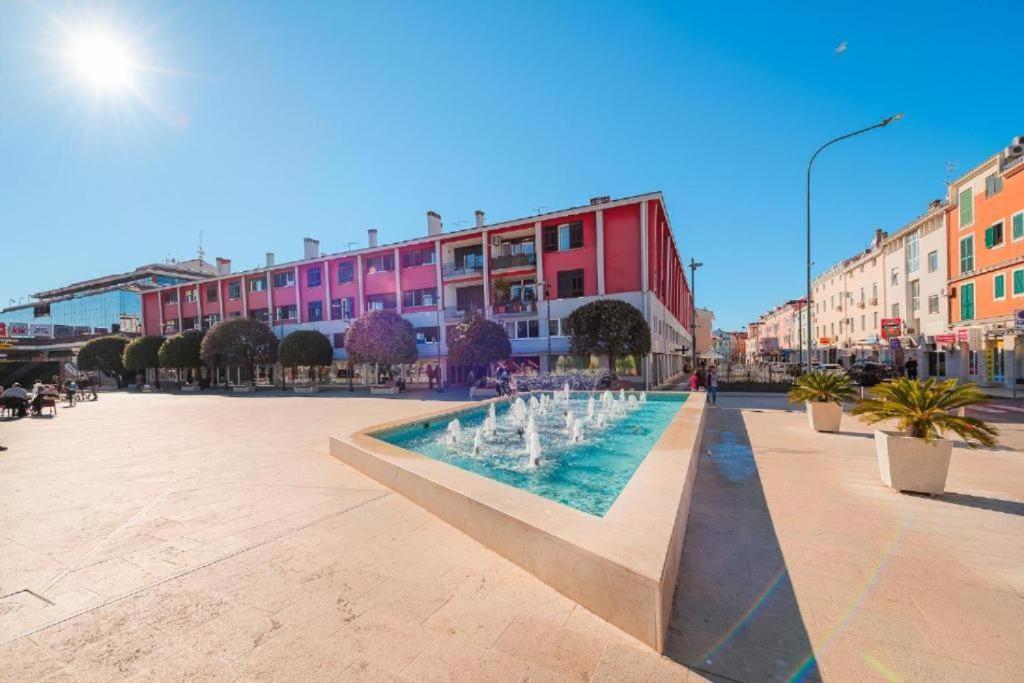 Apartments Antunovic Umag Exteriör bild
