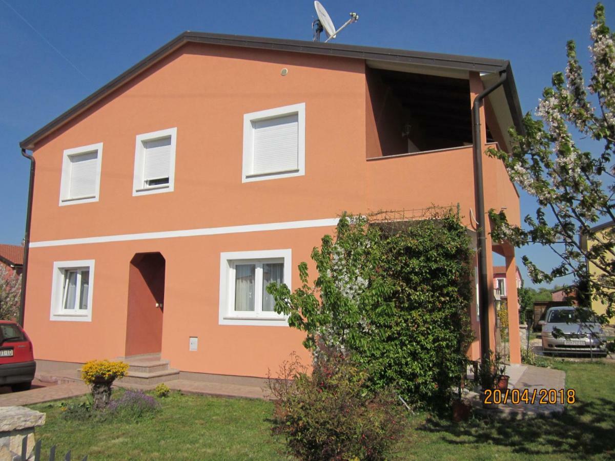 Apartments Antunovic Umag Exteriör bild